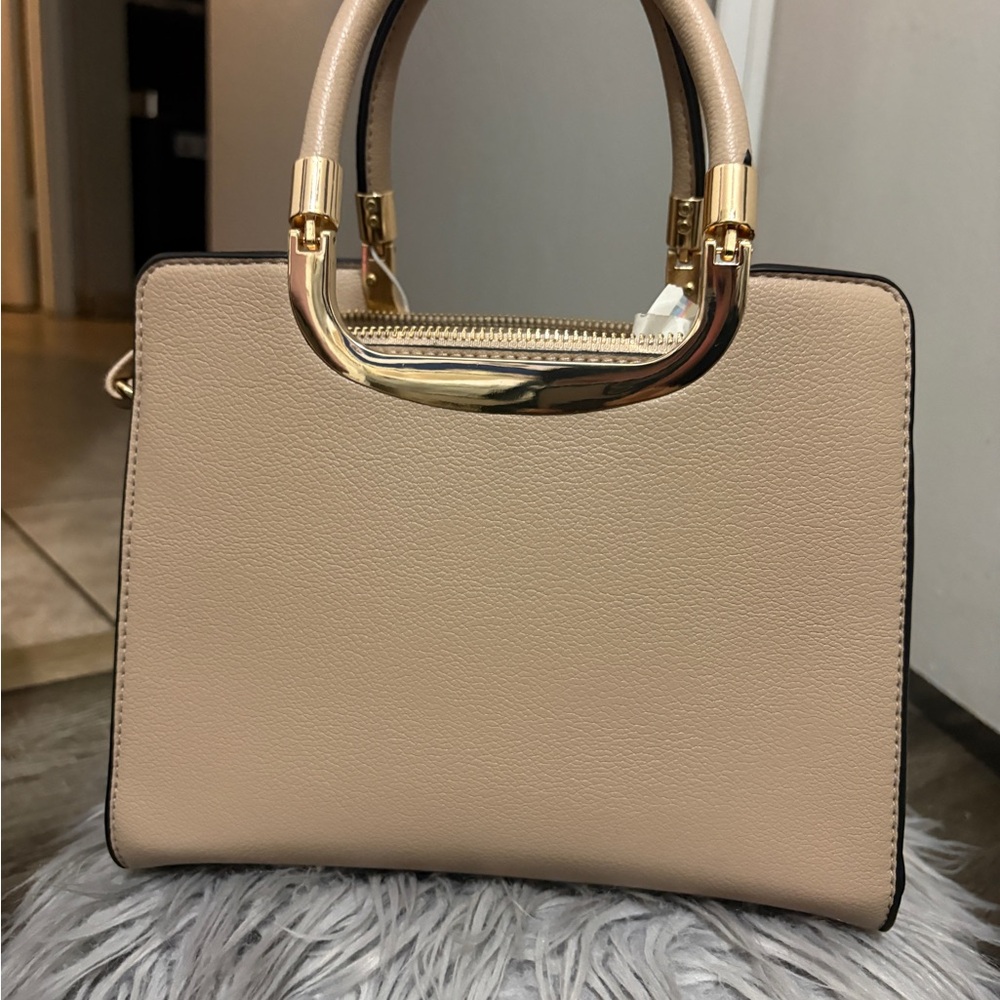 Elegant Beige Handbag with Gold